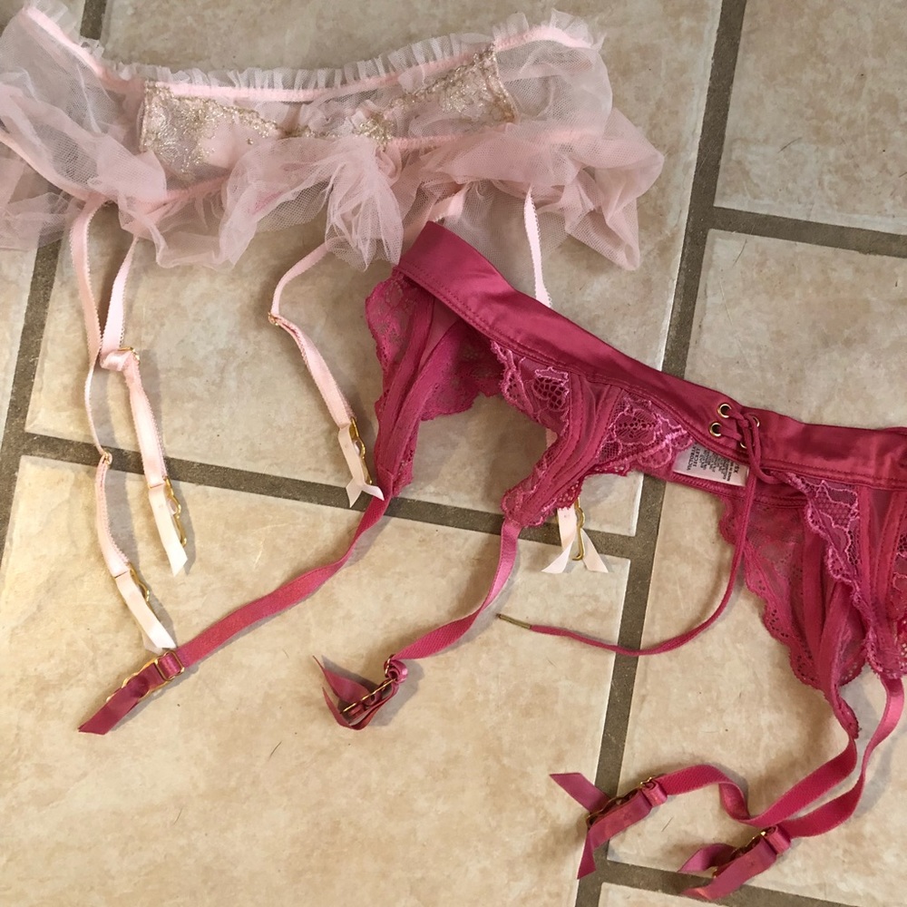 VS garters
